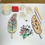 Rekeell DIY Mosaic Feather Art Kit - Colorful Glass Tiles on Wooden Base (7 Colors) - Image 3